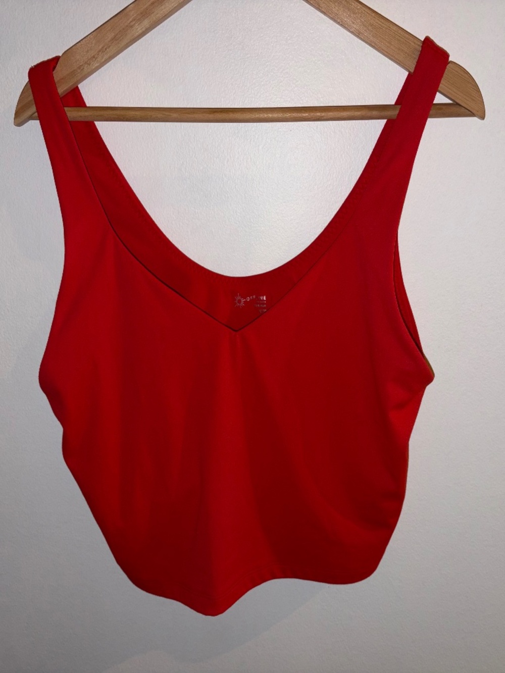 OFFLINE by Aerie Real Me Cropped Tank Top / Longline Sports Bra Red - XL